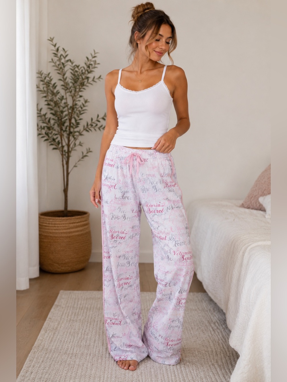 Vintage Victoria’s Secret Pajama Pants Medium Y2K Script Logo